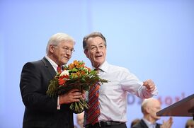 Frank-Walter Steinmeier und Franz Müntefering auf dem SPD-Sonderparteitag in Berlin © Marco Urban